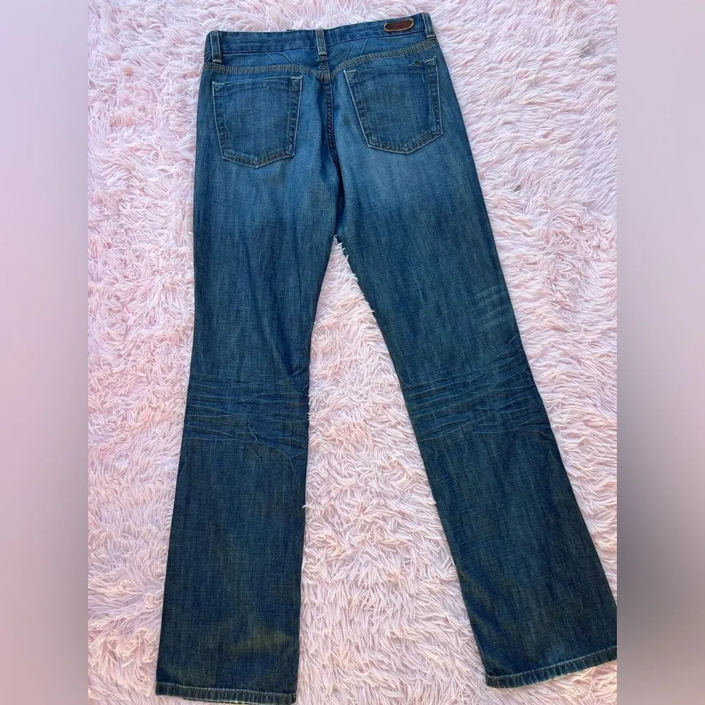 Calvin Klein Lean Bootcut size 6 length 32 mid-rise